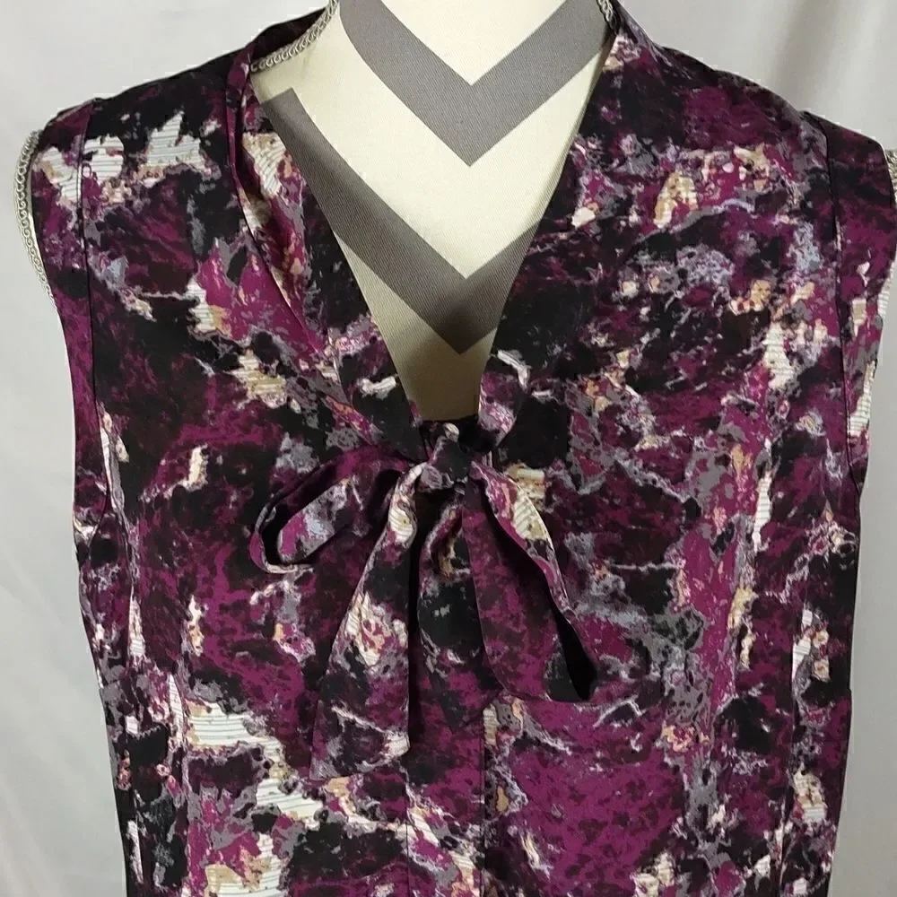Anne Klein Suit Separates Sleeveless Blouse